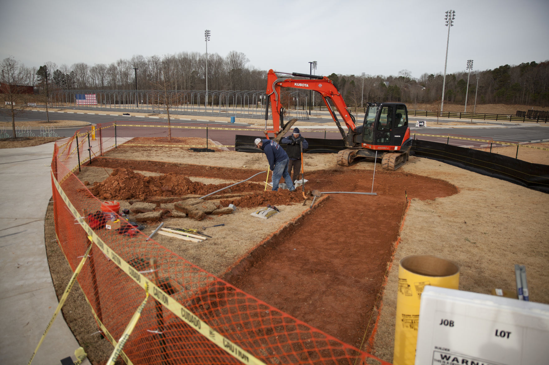 Statue installation 1.jpg